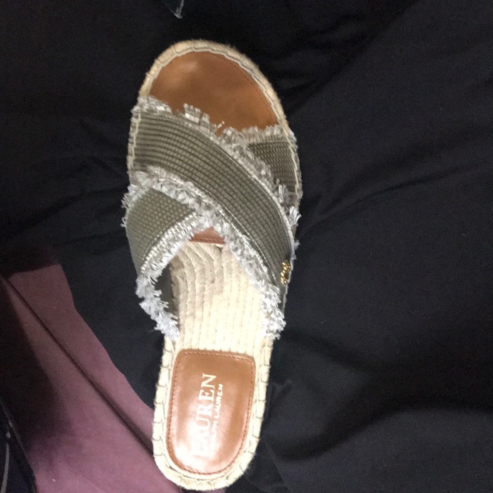 New never worn Polo by Ralph Lauren Slides